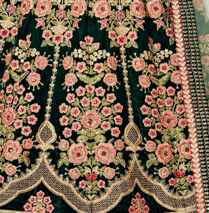 Green Heavy Bridal Wear Lehenga Choli For Rent