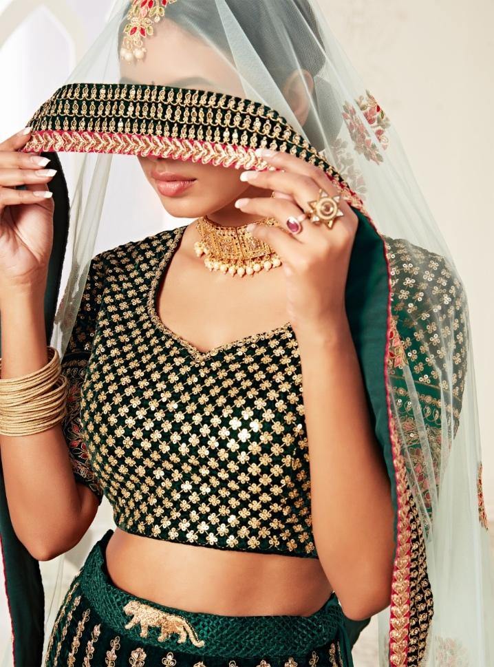 Green Heavy Bridal Wear Lehenga Choli For Rent
